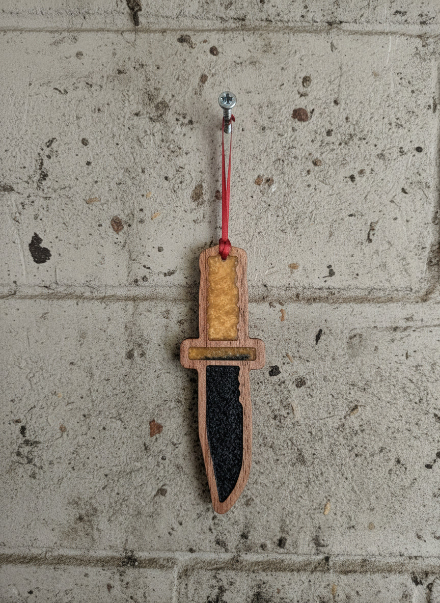 Knife Ornament/Decor